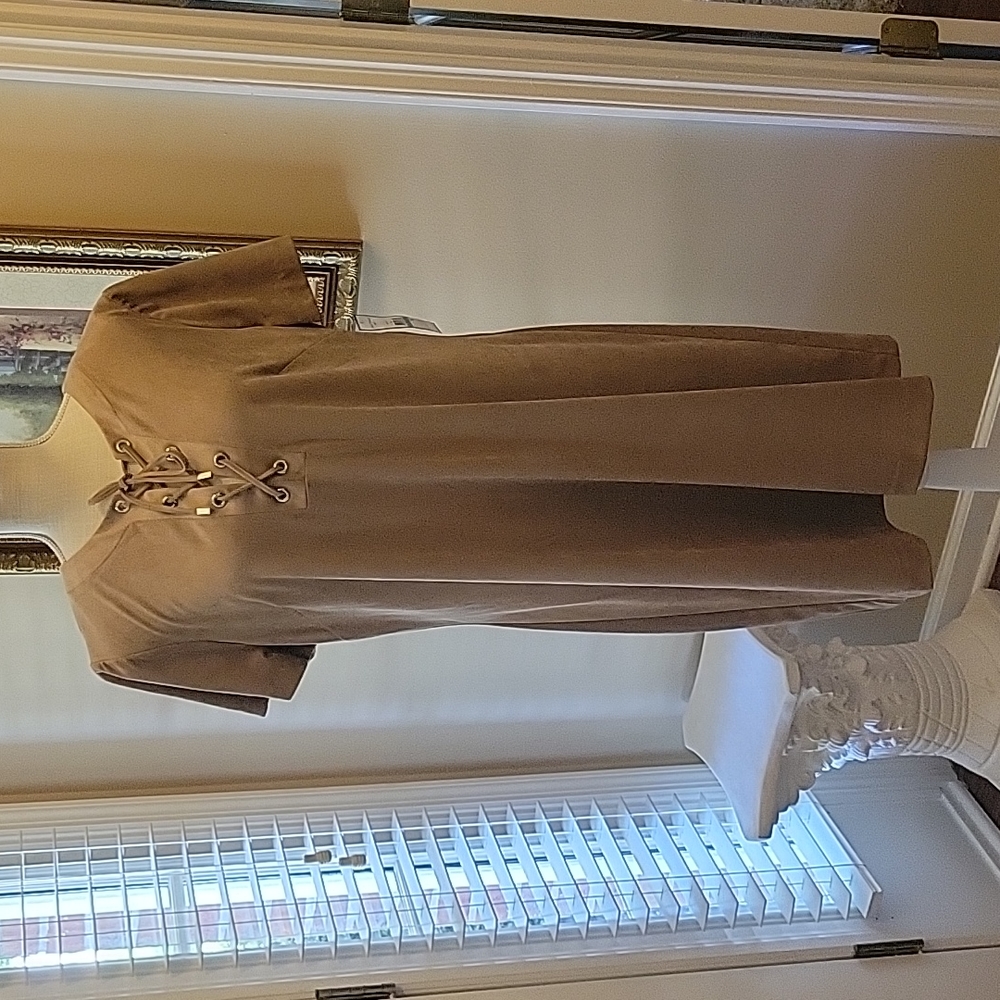 Jessica Howard Missy tan stretch suede look short slv dress laced bodice…16 NEW